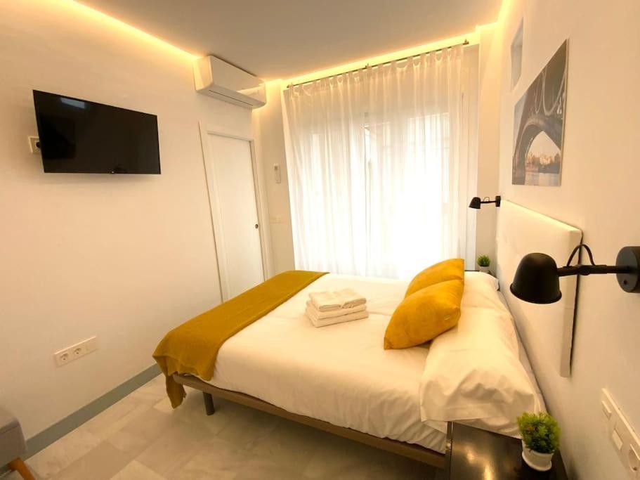 My Home In Triana, Luminoso Y Acogedor Apartamento 세비야 외부 사진