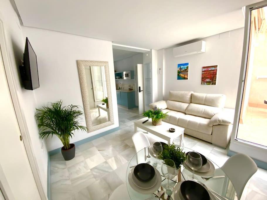 My Home In Triana, Luminoso Y Acogedor Apartamento 세비야 외부 사진